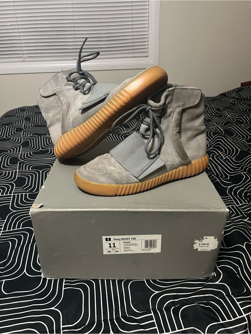 Yeezy Kids High-Top Sneaker in Grey with Gum Sole